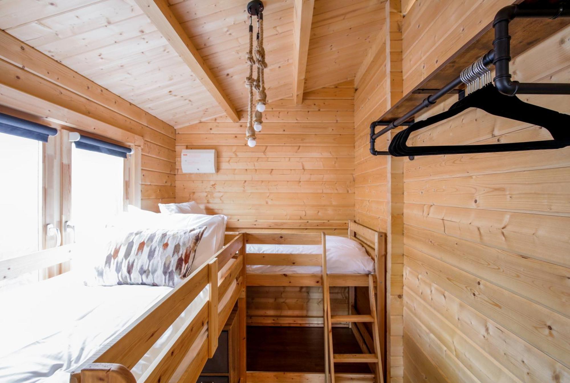The Baltic Cabin - Cains Brewery Village Ливерпуль Экстерьер фото