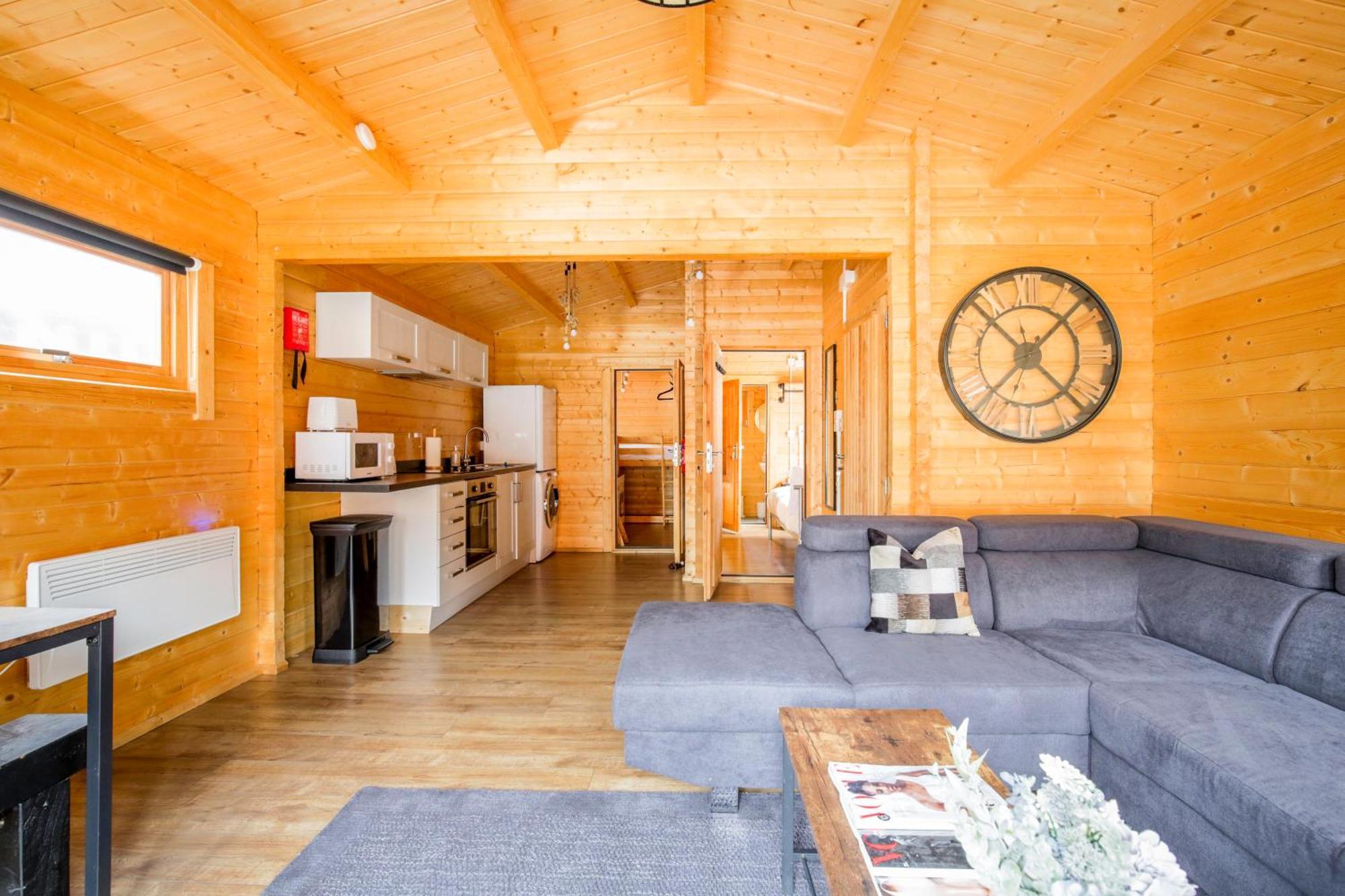 The Baltic Cabin - Cains Brewery Village Ливерпуль Экстерьер фото