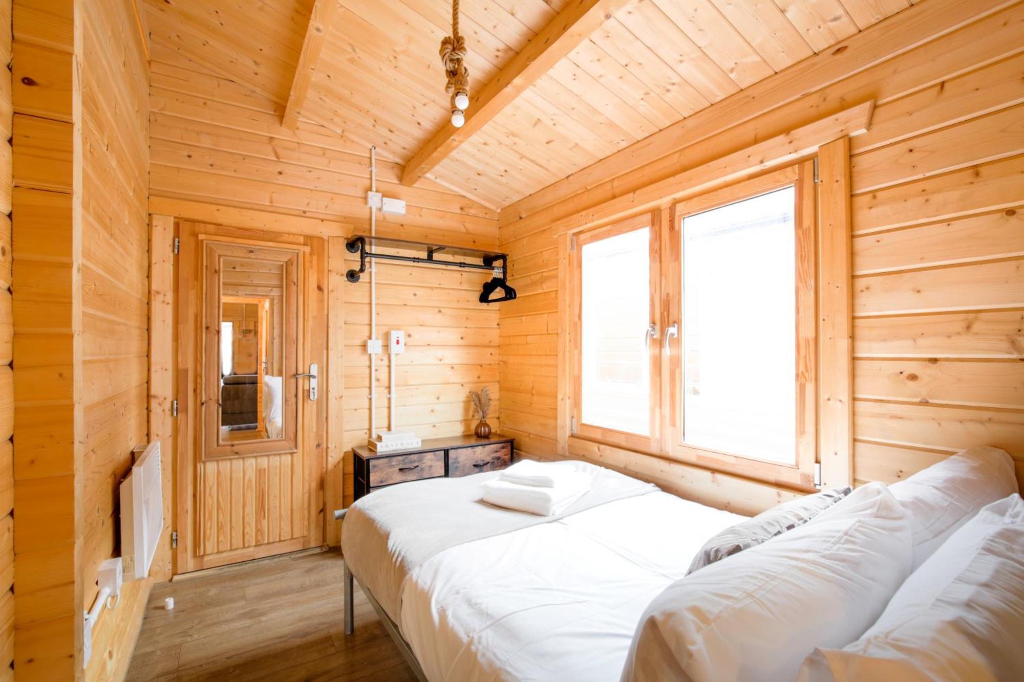 The Baltic Cabin - Cains Brewery Village Ливерпуль Экстерьер фото