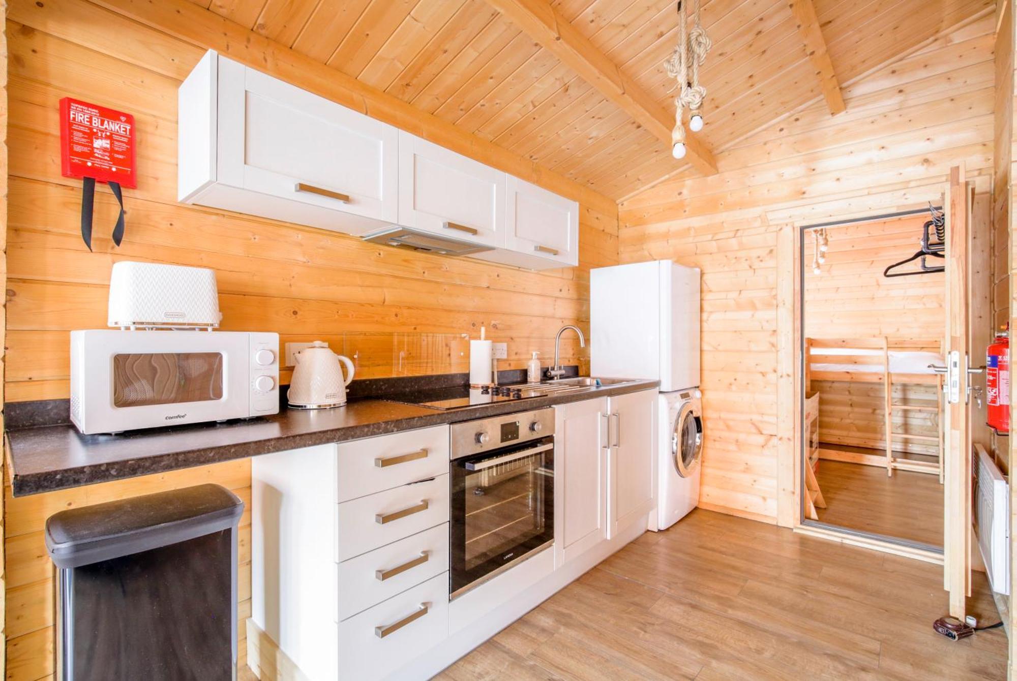 The Baltic Cabin - Cains Brewery Village Ливерпуль Экстерьер фото